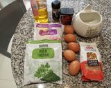 Foto del paso 1 de la receta: Revuelto de quinoa con gulas y gambas a tú gusto