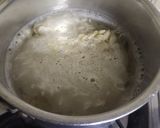 A picture of step 1 of Paneer fried maggi.