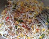 Foto langkah ke 4 dari resep Tumis Jagung Taoge.