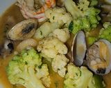 Foto del paso 11 de la receta: Guiso marinero de mix de coliflor romanesco y coliflor blanca