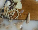 صورة لخطوة 3 من وصفة شوربه الفطر بالكريمه