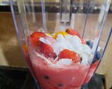 Foto del paso 4 de la receta: Licuado al lado de la pileta, terraza, patio o jardín