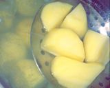 صورة لخطوة 1 من وصفة كُرات البطاطا
