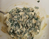 Foto del paso 4 de la receta: Empanada de merluza y espinacas