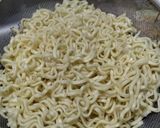 Foto langkah ke 1 dari resep Mie goreng kecap.