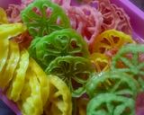 Foto langkah ke 4 dari resep Kembang Goyang| TIDAK BERMINYAK.