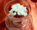 Foto del paso 7 de la receta: Fresas con granadina y queso batido