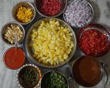 मुरमुरे की भेल (murmure ki bhel recipe in Hindi) रेसिपी चरण 2 फोटो