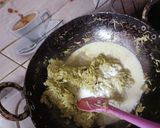 दुधी भोपळ्याचा हलवा (Dudhi Bhoplyacha Halwa Recipe In Marathi) रेसिपी स्टेप 2 फोटो 