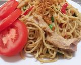 Foto langkah ke 6 dari resep Mie Goreng Ayam Rindu Kebersamaan.