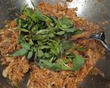 Foto langkah ke 9 dari resep Tongkol suwir kemangi.