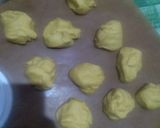 Foto langkah ke 3 dari resep Donat bomboloni labu kuning simpel tanpa telur.