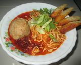 Foto langkah ke 5 dari resep Mie Rebus Asem Pedes.
