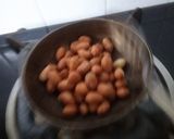 A picture of step 1 of Jhatpat Vatana Bateta nu Shaak.