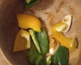 Une image de l'étape 2 de Salade de Chou vert et pâte d'arachide.