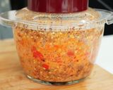 Foto langkah ke 2 dari resep Sambal Goreng Tomat Devina Hermawan.