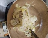 Foto langkah ke 6 dari resep Sop ayam bawang bombay.
