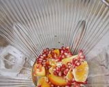صورة لخطوة 2 من وصفة كوكتيل برتقال وفواكه