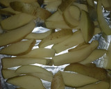 Foto del paso 1 de la receta: Patatas rústicas con salsa de queso
