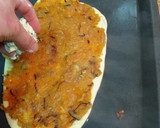 Foto del paso 8 de la receta: Pizza de cebolla y dos quesos