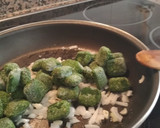 Foto del paso 2 de la receta: Risotto de espinacas y jamón