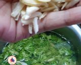 A picture of step 3 of Broccoli Almond Soup.