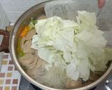 Foto langkah ke 4 dari resep Sop tetelan bakso sayur.