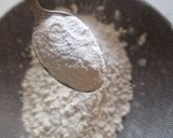 عکس مرحله 5 از دستور کیک اسفنجی ابری با فیلینگ خامه و بلوبری🫐🍰