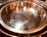 A picture of step 2 of ત્રિરંગી સેન્ડવીચ ઢોકળાં.