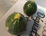 Une image de l'étape 1 de Courgettes rondes tartinade aux herbes aromatiques du jardin.