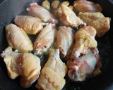 Foto del paso 2 de la receta: Alitas de pollo fritas en tempura y panko