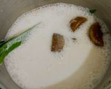 Foto langkah ke 1 dari resep Apem Gula Merah Tabur Kelapa.