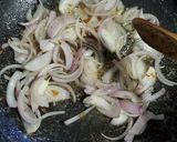 A picture of step 3 of Stir fried Noodles.