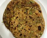 A picture of step 5 of Lauki Paratha.