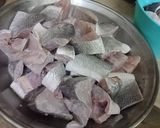 A picture of step 1 of Fried fish.