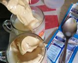 Foto langkah ke 3 dari resep Hot Dalgona Coffee.