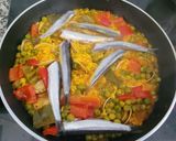Foto del paso 3 de la receta Paella con boquerones, plato de Semana Santa