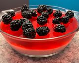Φωτογραφία βήματος 6 της συνταγής Mastiha pink pudding with red jelly & berries (ροζ πουτίγκα με ζελέ, μούρα & μαστίχα Χίου) 💕🩷💕🩷💕