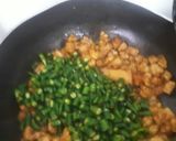 Foto langkah ke 3 dari resep Oseng Tempe Cabe Hijau.