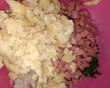 Foto langkah ke 3 dari resep Perkedel kesos (kentang sosis).