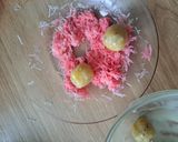 Foto langkah ke 3 dari resep Pisang Kukus Merah Putih.