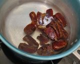 Foto langkah ke 1 dari resep Susu kurma.