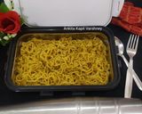 A picture of step 2 of Maggi.