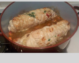 Foto del paso 17 de la receta: Pechuga de pavo rellena con salsa de vino