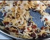 A picture of step 4 of Barberry Rice with chicken (Irani rice).