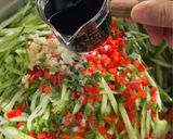 A picture of step 2 of Chinese Chicken Noodle Salad 鸡丝凉拌面.