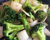 Foto del paso 2 de la receta: Ensalada de brócoli asado. 100% libre de grasa