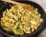 Une image de l'étape 8 de Panais et fenouils au curry et bouillon de courge.
