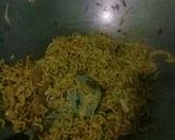 Foto langkah ke 5 dari resep Mie Burung Dara bumbu kecap.