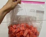 Foto langkah ke 2 dari resep Two Ways Semangka: Slushie dan Es Loli/Popsicle Semangka (No Gula).
